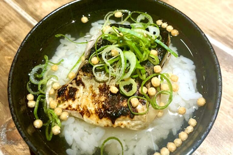 Grilled Mackerel with Broth Chazuke