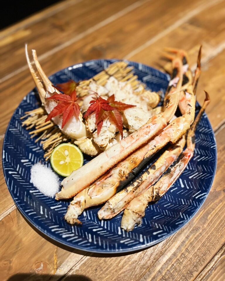 Charcoal grilled snow crab